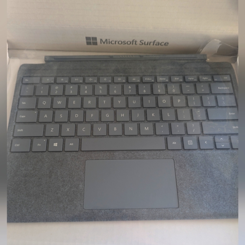 Microsoft Surface Go keyboard cover